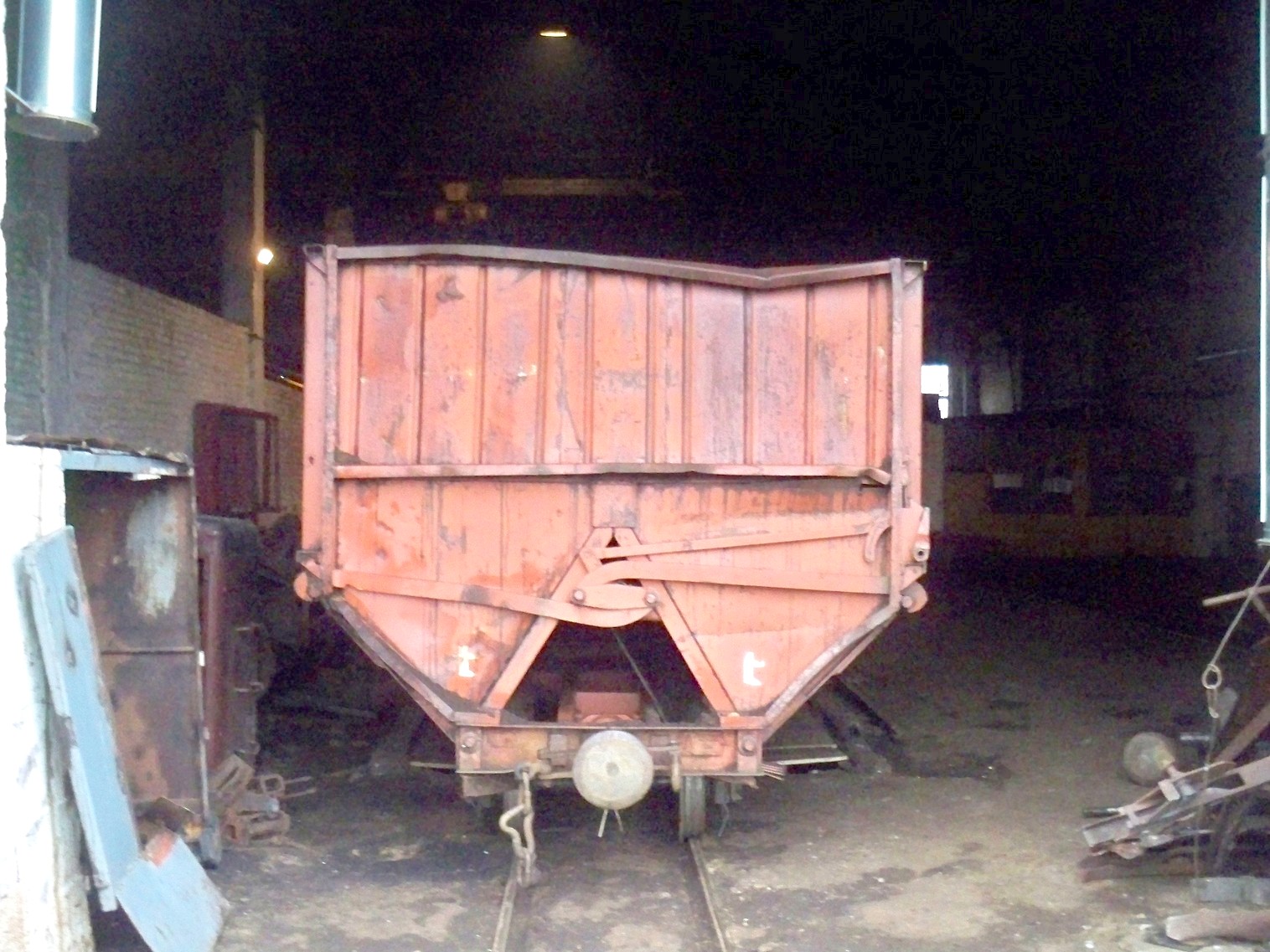 Узкоколейная железная дорога Ошмянского торфопредприятия 
  —  фотографии, сделанные в 2012 году (часть 1)