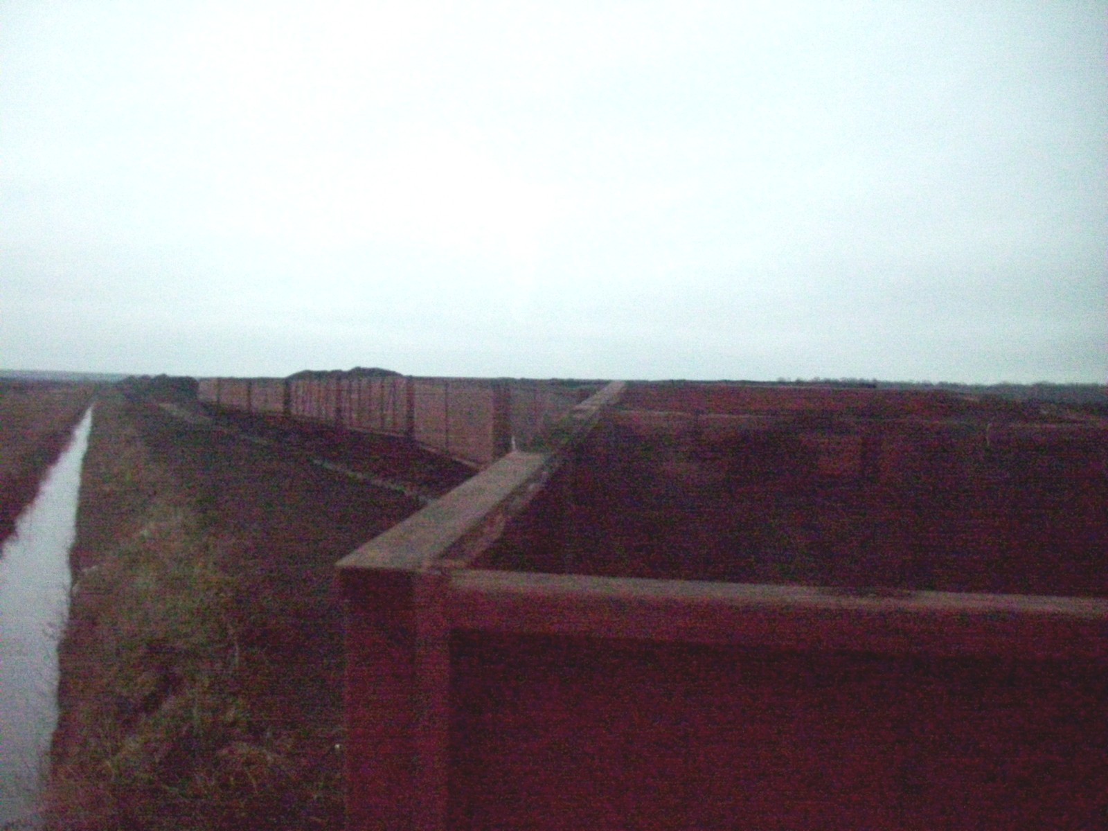 Узкоколейная железная дорога Ляховичского торфопредприятия
  —  фотографии, сделанные в 2011 году (часть 1)