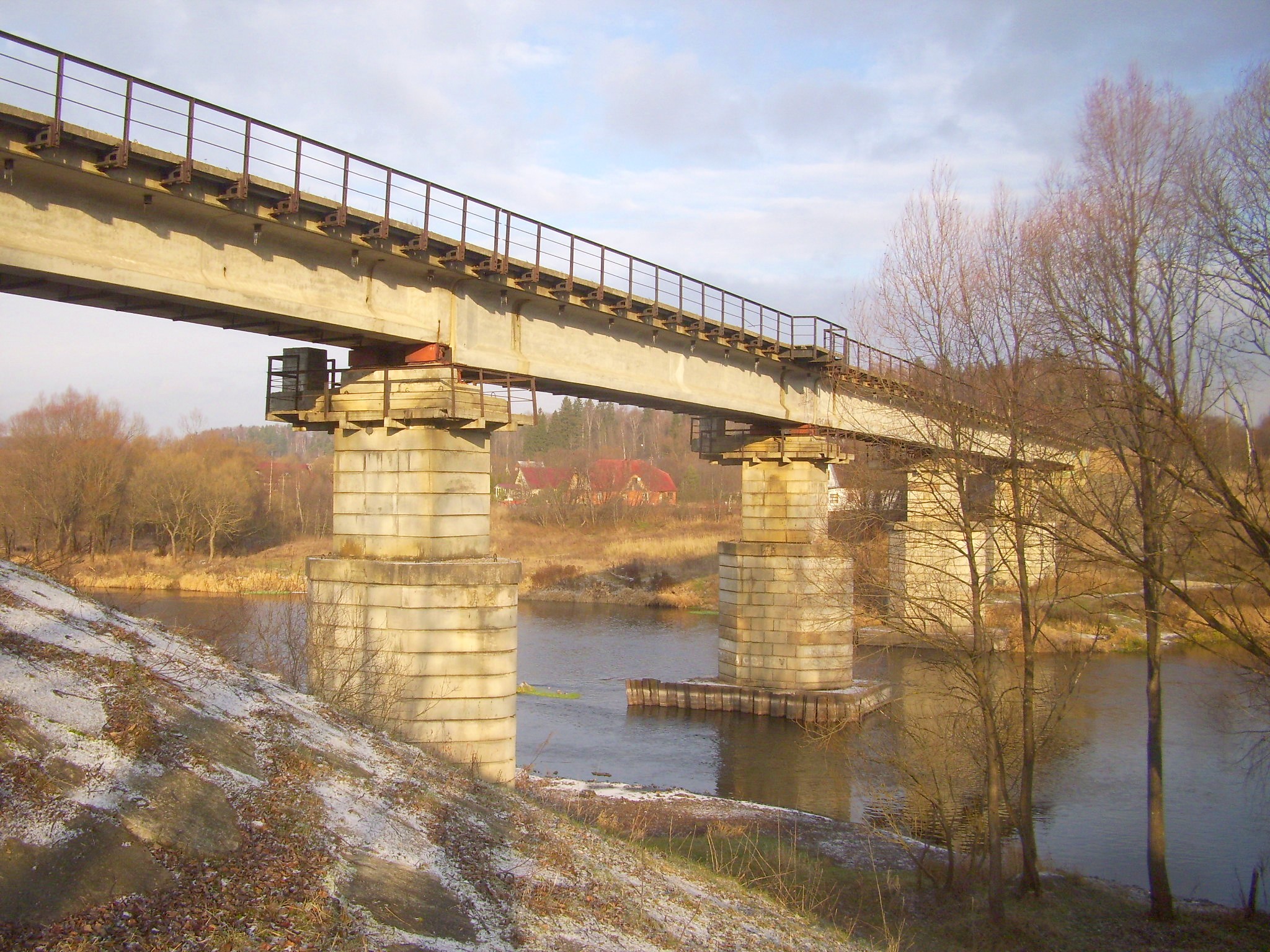 Железнодорожная линия Тучково — Морево — Орешкинский комбинат  —  фотографии, сделанные в 2011 году (часть 6)