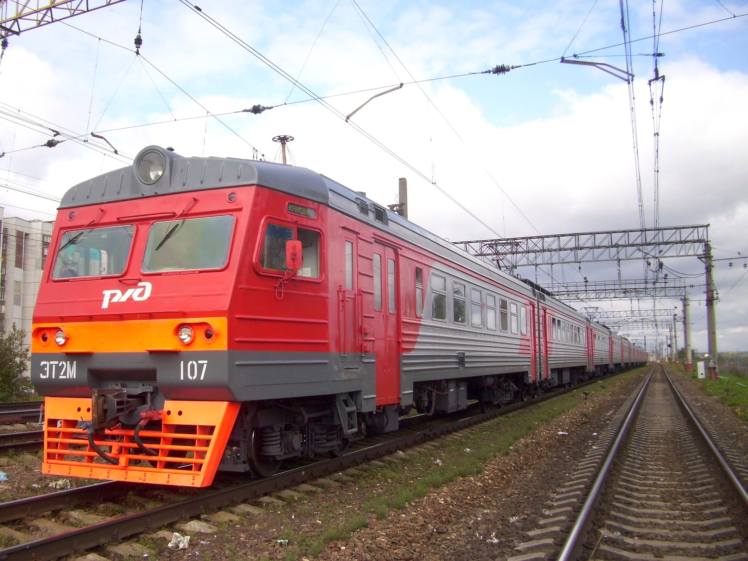 Петербурго-Московская железнодорожная линия на территории Московской области  — станция Крюково: фотографии (страница 2, сделаны в 2011 году)