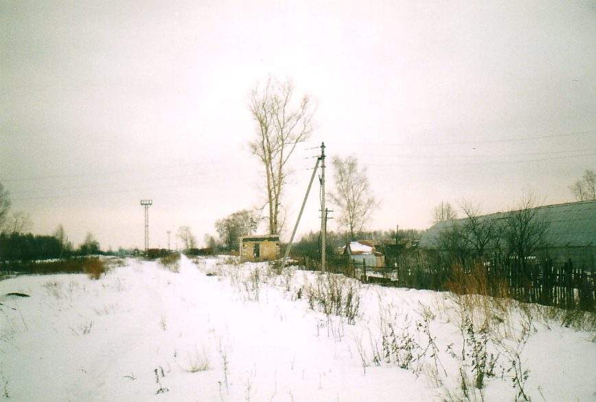 Узкоколейная железная дорога Редкинского предприятия промышленного железнодорожного транспорта - фотографии, сделанные в 2003 году