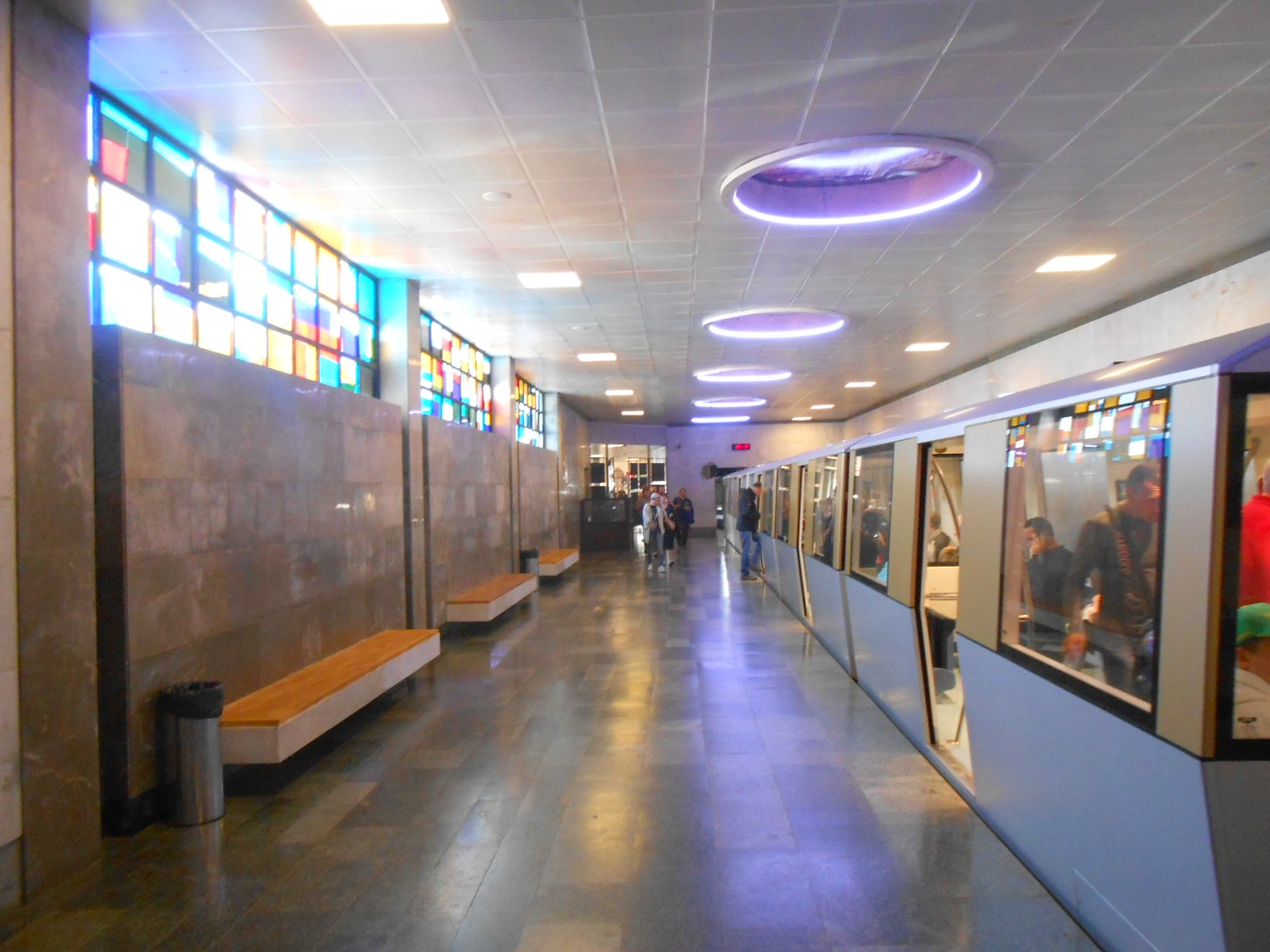 Узкоколейная железная дорога в Новоафонской пещере — фотографии, сделанные в 2014 году