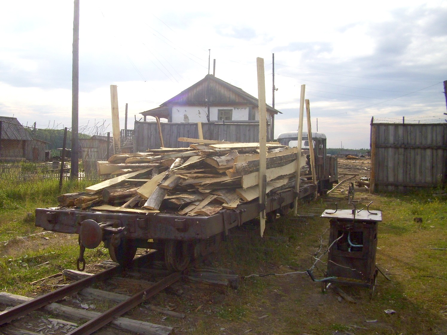 Пуксинская узкоколейная железная дорога — фотографии, сделанные в 2010 году (часть 10)