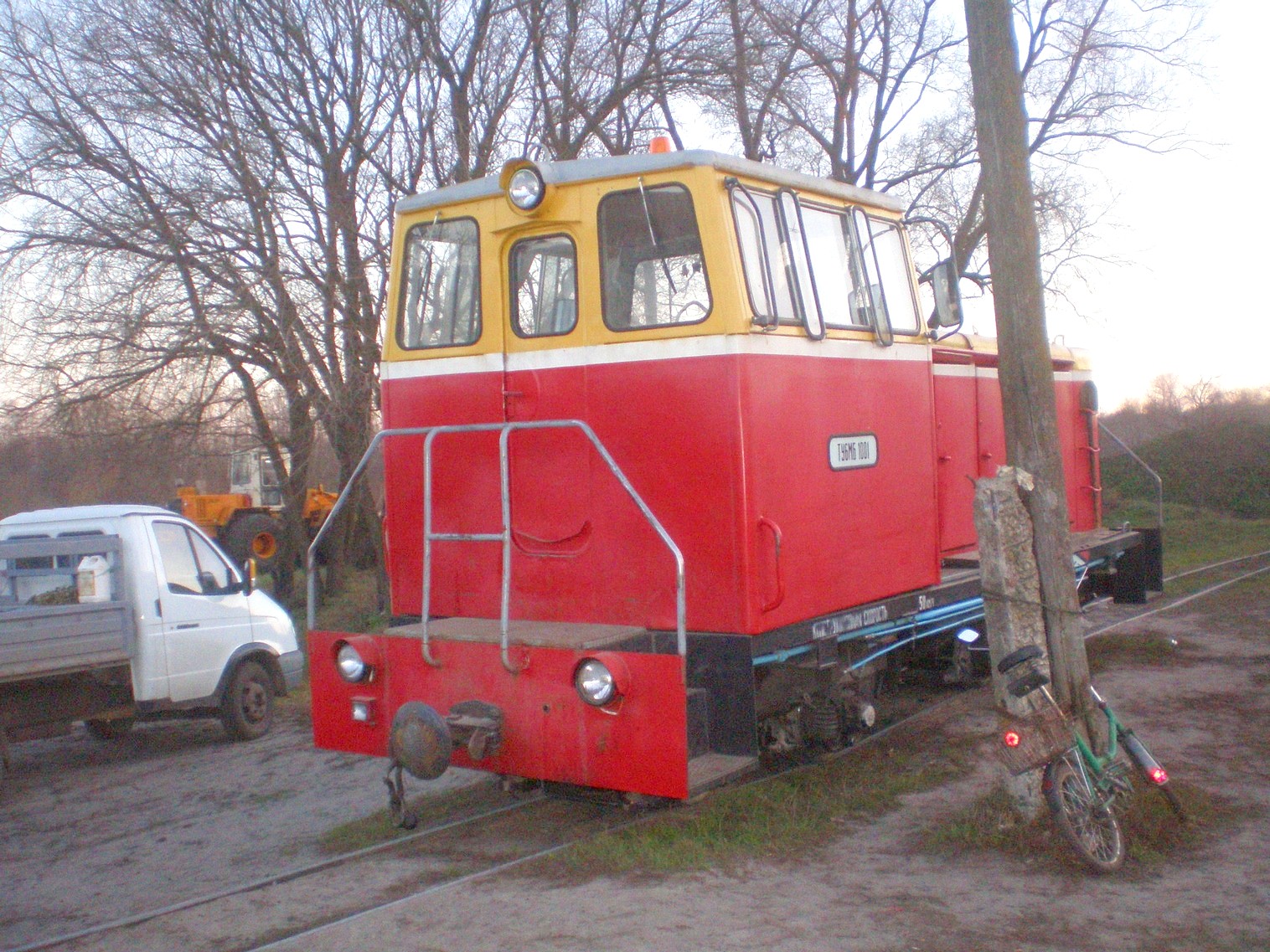 Узкоколейная железная дорога торфопредприятия «Усвиж-Бук» 
  —  фотографии, сделанные в 2008 году (часть 1)