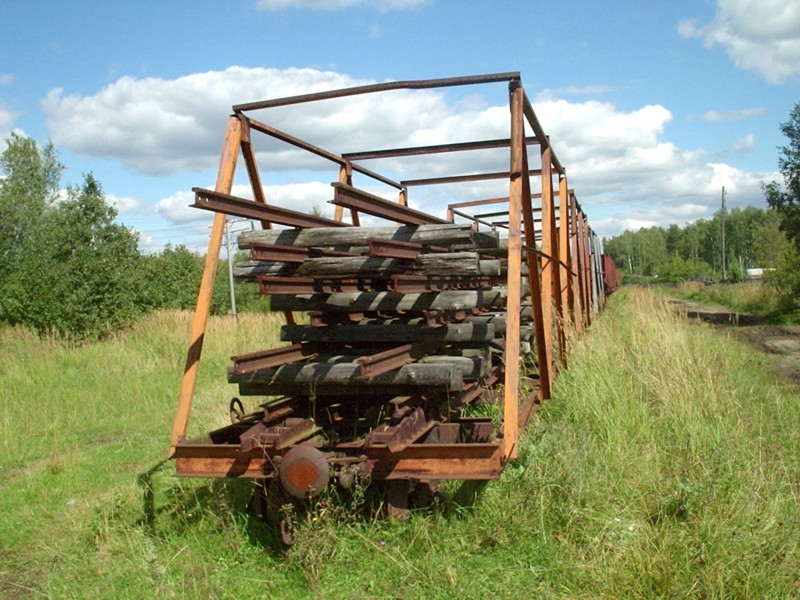 Узкоколейная железная дорога Васильевского предприятия промышленного железнодорожного транспорта  — фотографии, сделанные в 2005 году (часть 27)