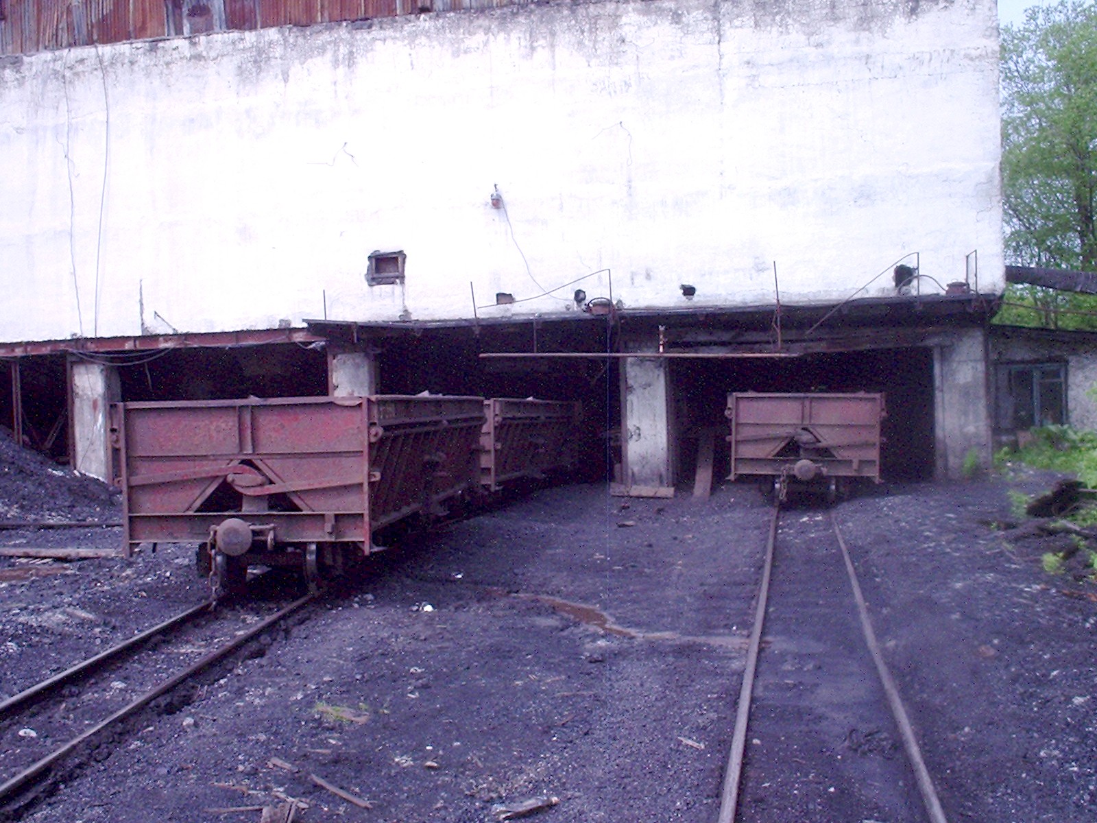 Узкоколейная  железная дорога Шахтёрского погрузочно-транспортного управления  —  фотографии, сделанные в 2006 году (часть 13)