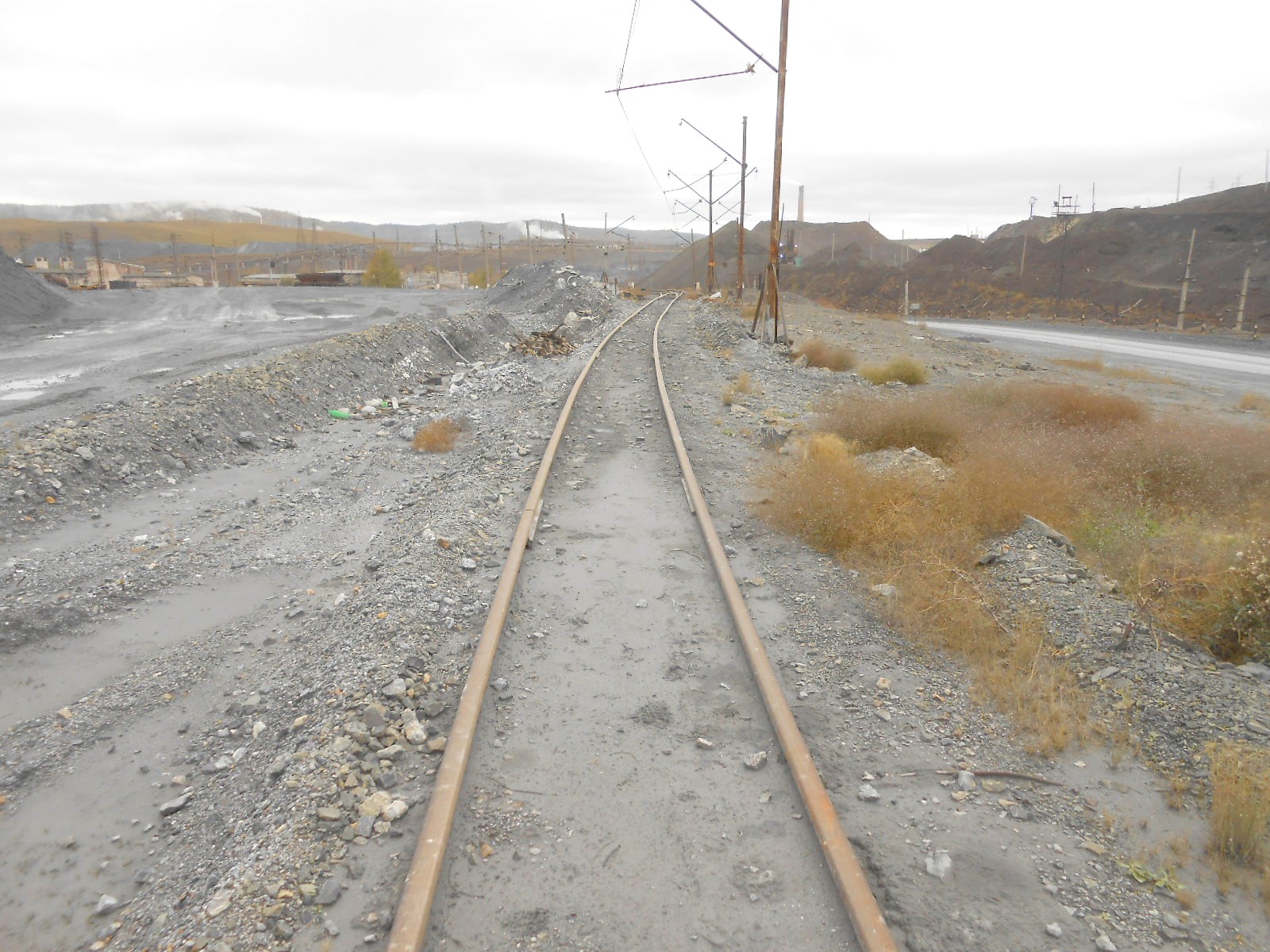 Узкоколейная железная дорога комбината «Магнезит» — фотографии, сделанные в 2017 году (часть 7)