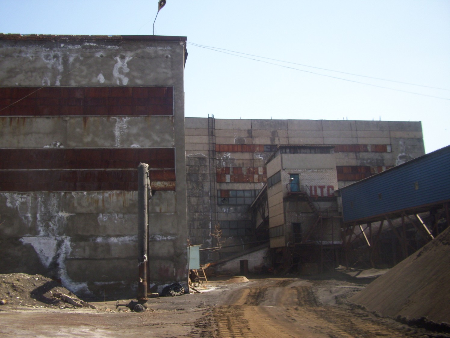 Горная узкоколейная железная дорога Текелийского свинцово-цинкового комбината — фотографии, сделанные в 2010 году (часть 1)