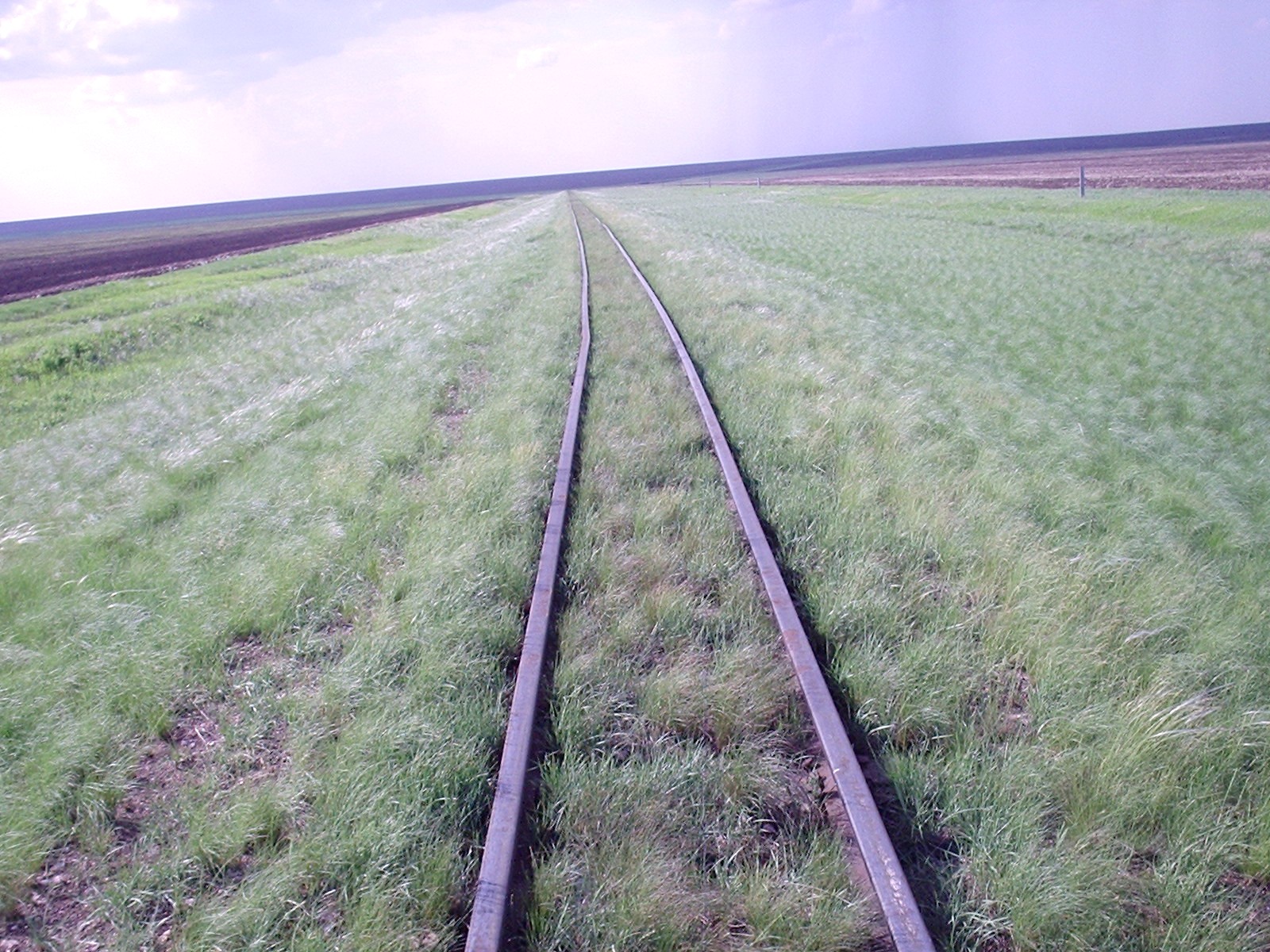 Узкоколейная железная дорога Атбасар  —  Шантобе  —  фотографии, сделанные в 2007 году (часть 26)